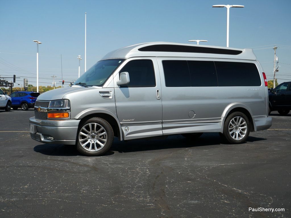 Used 2021 Chevrolet Express 2500 LS w/ Enhanced Convenience Package RWD image 12