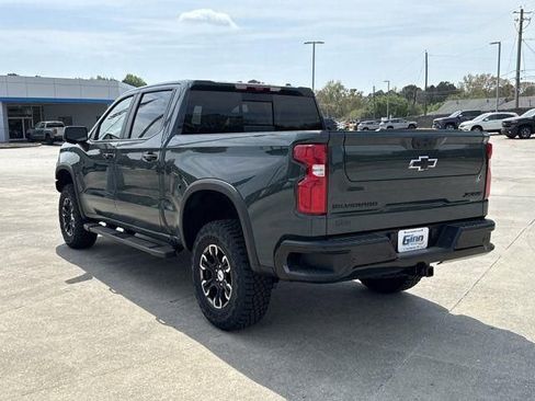 New 2026 Chevrolet Silverado 1500 ZR2 w/ LPO, Dark Essentials Package AWD/4WD image 7
