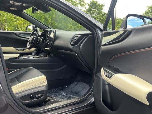 Used 2022 Lexus NX 350h AWD image 13