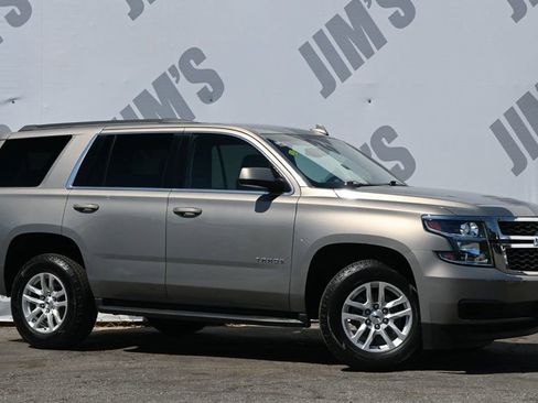 Used 2019 Chevrolet Tahoe LS image 3