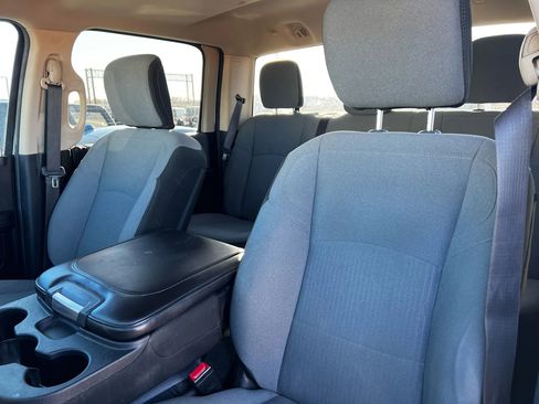 Used 2019 RAM 2500 Big Horn image 29