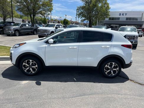 Used 2020 Kia Sportage LX AWD/4WD image 13