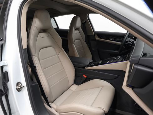 Certified 2025 Porsche Panamera 4 AWD/4WD image 23