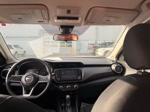 Certified 2024 Nissan Kicks SV FWD image 8