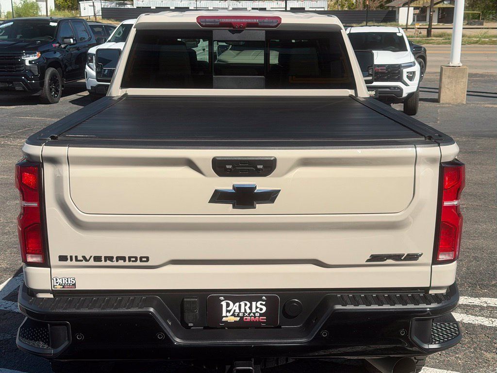 Used 2026 Chevrolet Silverado 2500 ZR2 w/ LPO, Dark Essentials Package AWD/4WD image 6