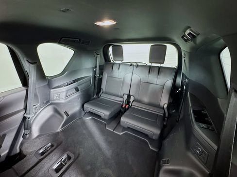 Used 2024 Lexus LX 600 4WD w/ Interior Upgrade Package image 12