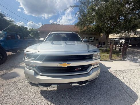 Used 2017 Chevrolet Silverado 1500 LT w/ All Star Edition AWD/4WD image 8