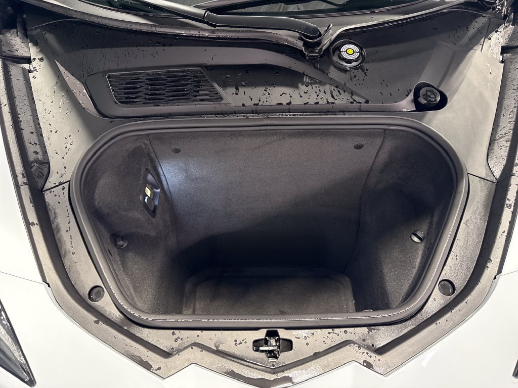 Used 2024 Chevrolet Corvette Stingray Convertible w/ Z51 Performance Package RWD image 38