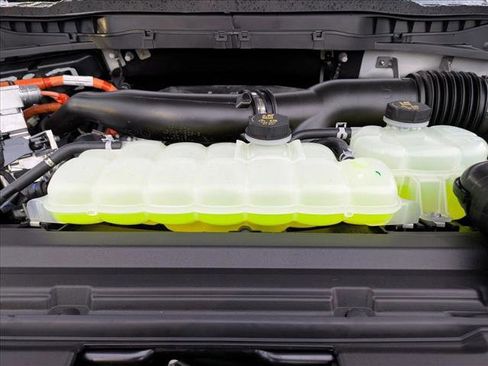 New 2025 Ford F150 Platinum w/ Equipment Group 702A High image 18