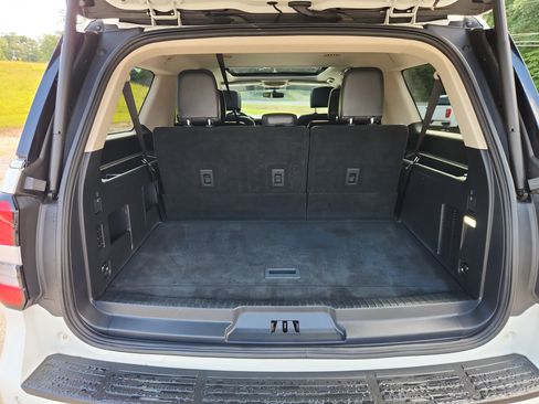 Used 2022 Ford Expedition Max XLT RWD image 55