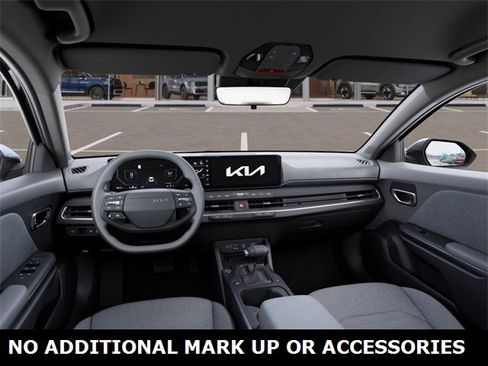 New 2025 Kia K4 EX image 14