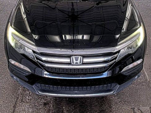 Used 2016 Honda Pilot Touring image 6