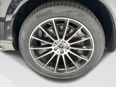Used 2023 Mercedes-Benz GLE 450 4MATIC w/ AMG Line Exterior image 11