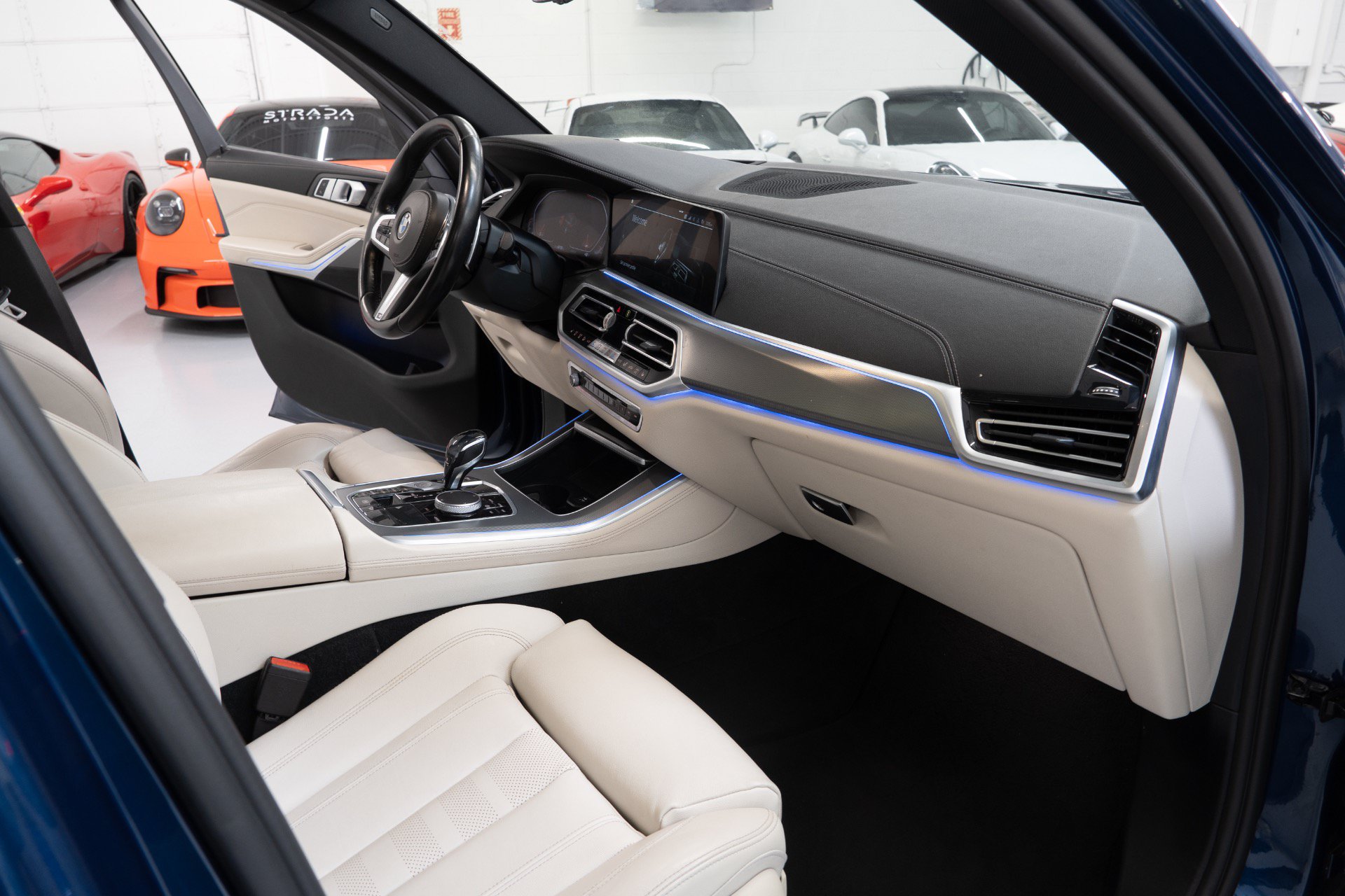 Used 2021 BMW X5 xDrive40i w/ M Sport Package AWD/4WD image 21