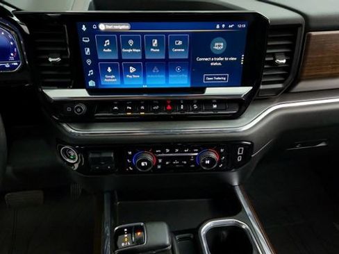 Used 2023 Chevrolet Silverado 1500 High Country w/ Z71 Off-Road Package image 14