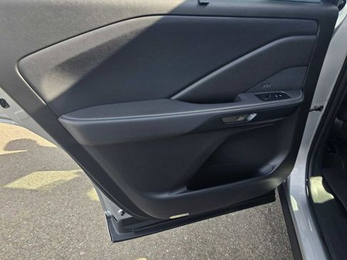 New 2026 Lexus TX 500h AWD image 20