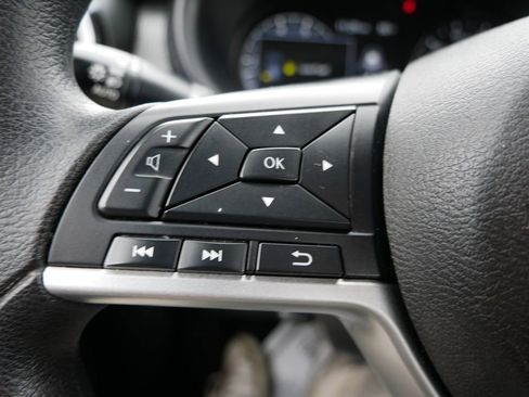 Used 2022 Nissan Kicks SV FWD image 26