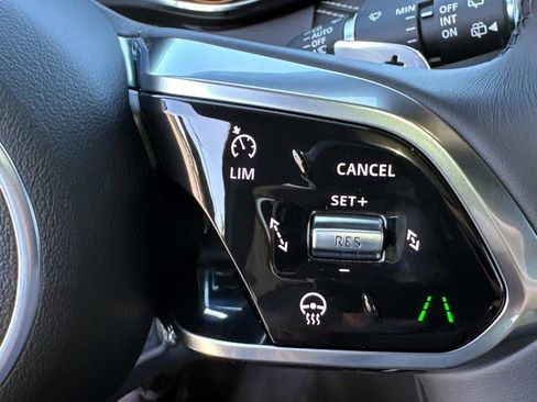 New 2025 Jaguar F-PACE R-Dynamic S image 24