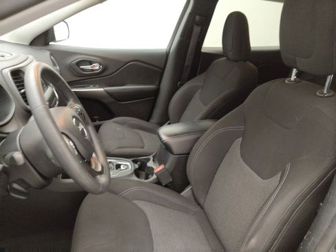 Used 2020 Jeep Cherokee Latitude image 17