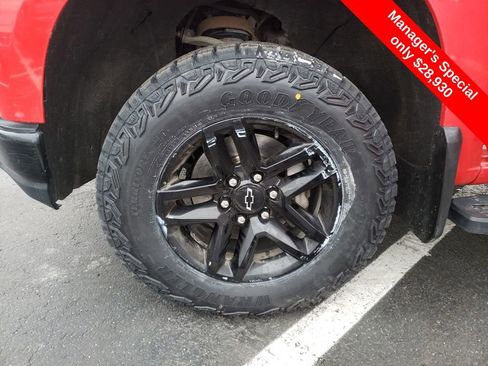 Used 2020 Chevrolet Silverado 1500 LT Trail Boss image 24