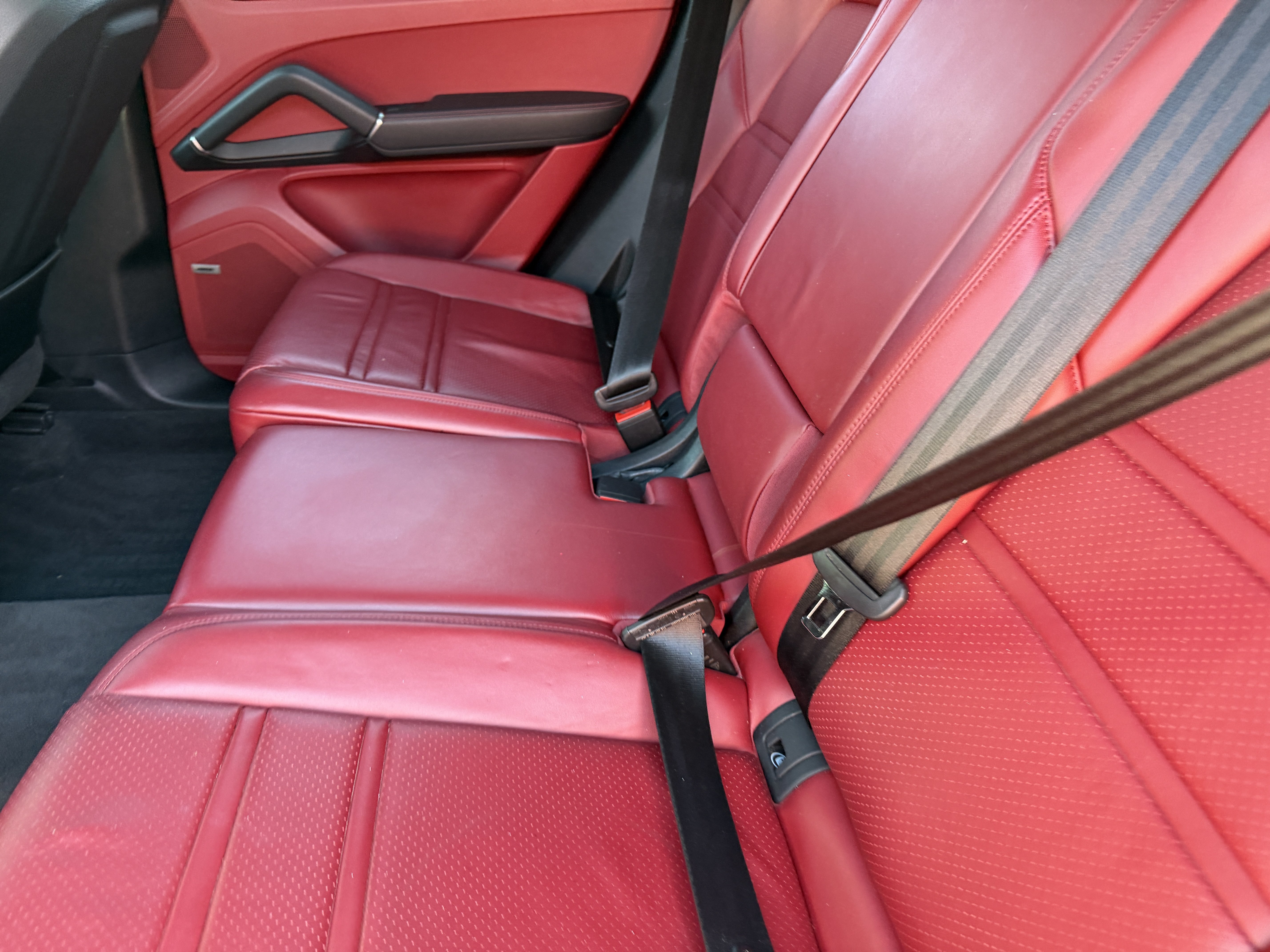 Used 2019 Porsche Cayenne AWD/4WD image 19