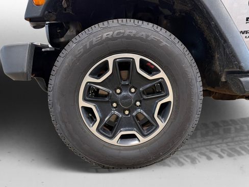 Used 2014 Jeep Wrangler Unlimited Sport w/ Quick Order Package 24S AWD/4WD image 42