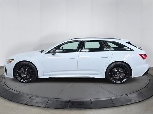 Used 2025 Audi RS 6 performance image 2
