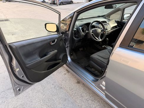 Used 2009 Honda Fit Sport image 10