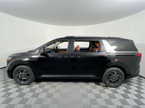 Certified 2026 Kia Carnival EX FWD image 8