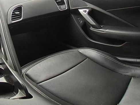 Used 2014 Chevrolet Corvette Stingray Coupe RWD image 22