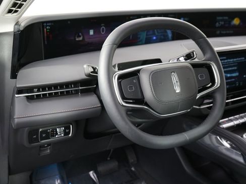 New 2026 Lincoln Nautilus Premier w/ Equipment Group 102A AWD/4WD image 11