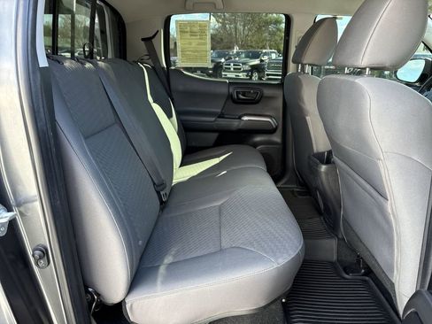 Used 2023 Toyota Tacoma SR5 w/ Technology Package image 27