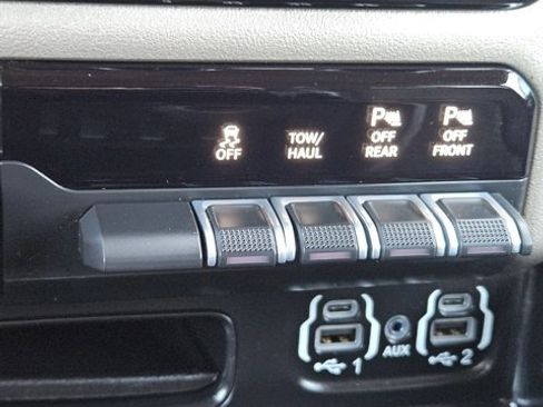 Used 2020 RAM 1500 Laramie image 21