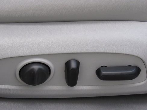 Used 2019 GMC Acadia SLT image 22