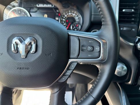 Used 2024 RAM 2500 Laramie w/ Night Edition image 19