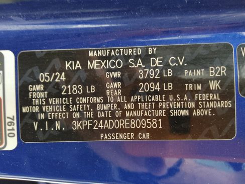 Used 2024 Kia Forte LXS w/ LXS Technology Package image 33