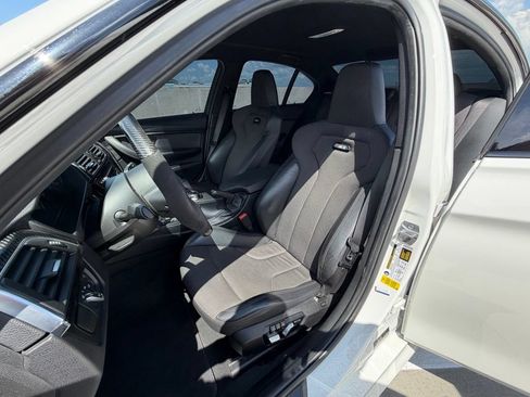 Used 2018 BMW M3 RWD image 25
