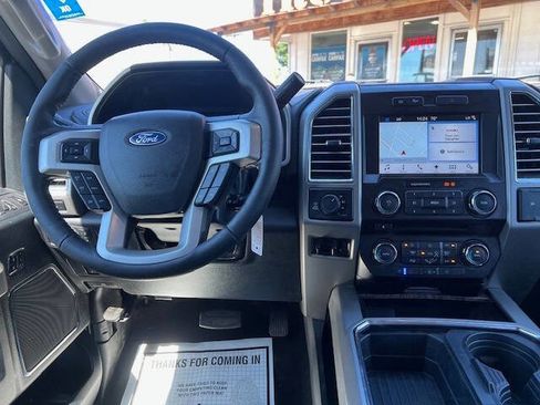 Used 2017 Ford F250 Lariat w/ Chrome Package image 15