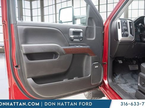 Used 2018 GMC Sierra 1500 SLT w/ SLT Premium Package AWD/4WD image 18