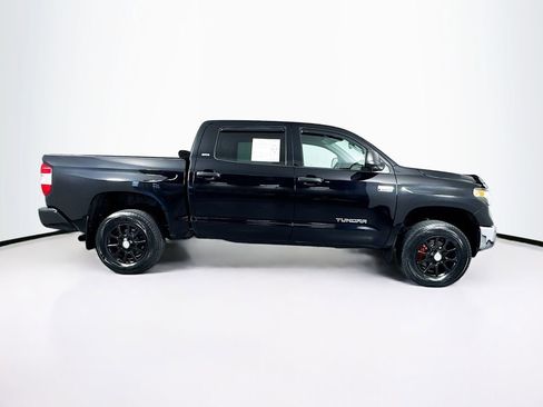 Used 2021 Toyota Tundra SR5 w/ Convenience Package image 11
