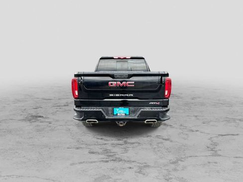 Used 2022 GMC Sierra 1500 AT4 w/ AT4 Premium Package AWD/4WD image 7