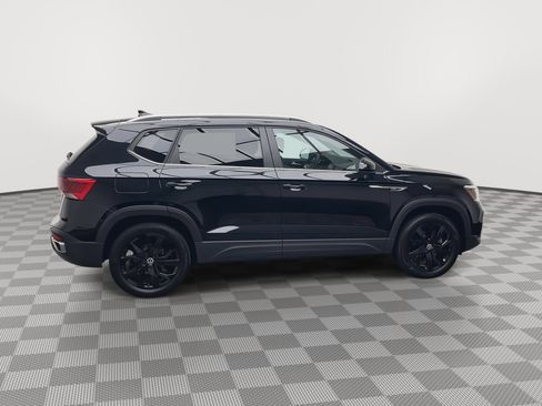 Used 2022 Volkswagen Taos SE image 36