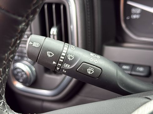 Used 2021 GMC Sierra 1500 Denali w/ Denali Ultimate Package image 15