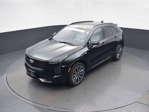 Certified 2025 Cadillac XT4 Sport image 42