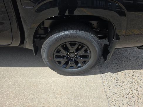 New 2026 Nissan Frontier SV AWD/4WD image 12