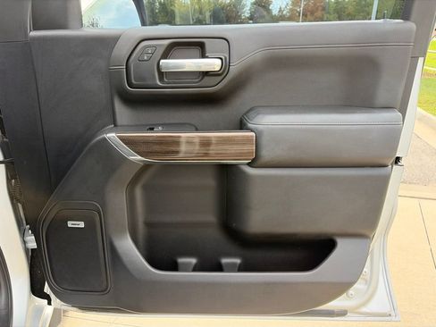 Used 2020 Chevrolet Silverado 1500 RST AWD/4WD image 29