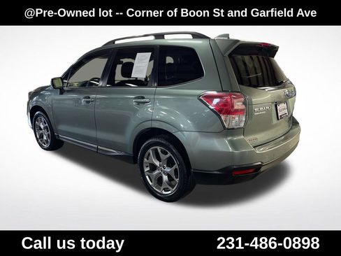 Used 2017 Subaru Forester 2.5i Touring AWD/4WD image 3