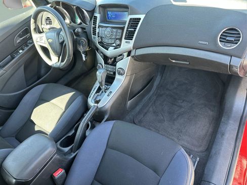 Used 2016 Chevrolet Cruze LT image 21