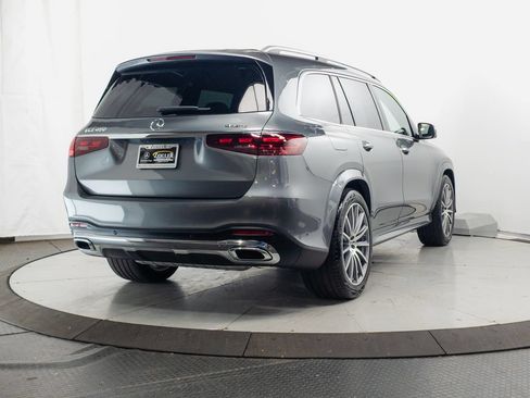 Used 2025 Mercedes-Benz GLS 450 4MATIC image 36
