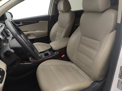 Used 2018 Kia Sorento EX image 17